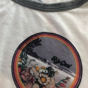 Rip curl size small soft tee shirt NEW